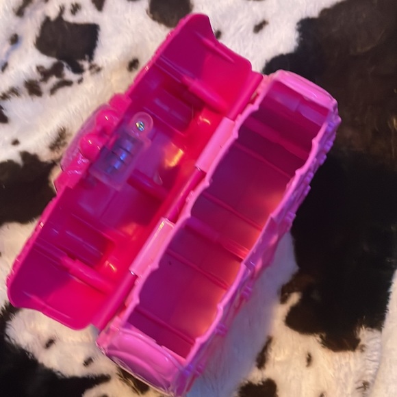 a kids light up purse - Picture 3 of 3